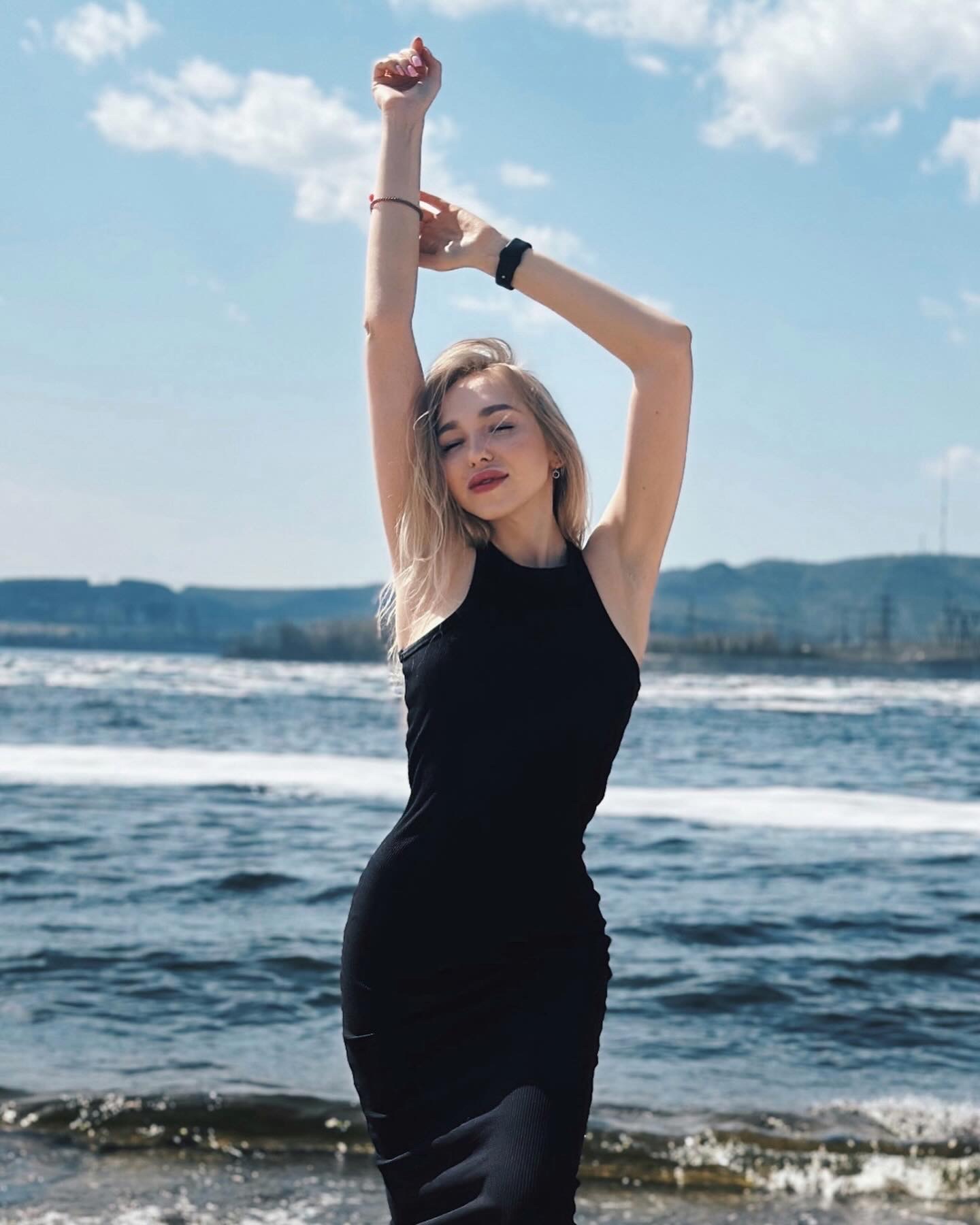 Зотова Анна