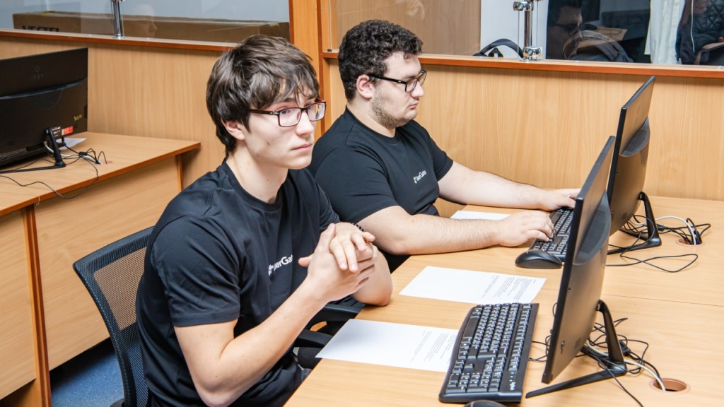 фото студенты.jpg фото студенты.jpg